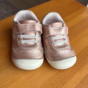 Stride Rite Baby-Girl's Soft Motion Adalyn First Walker Shoe